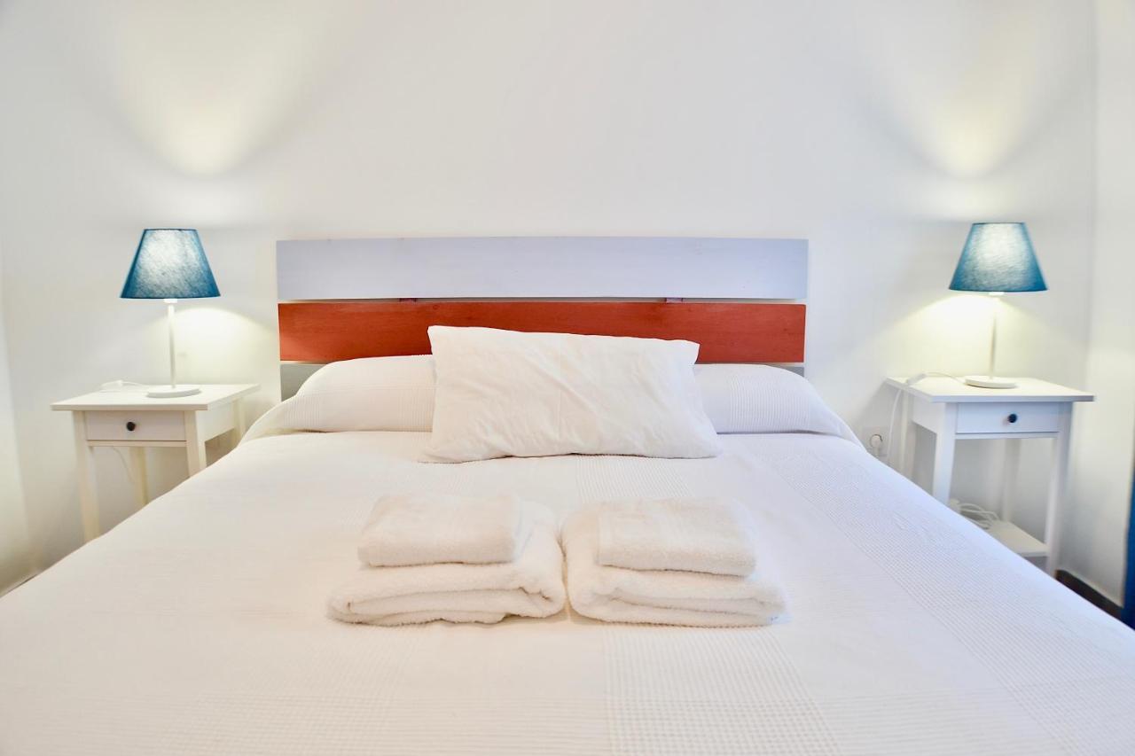 Acogedor Apt 8Pax 4Bdr 2Bth - Cozyhomesevilla1 Luaran gambar