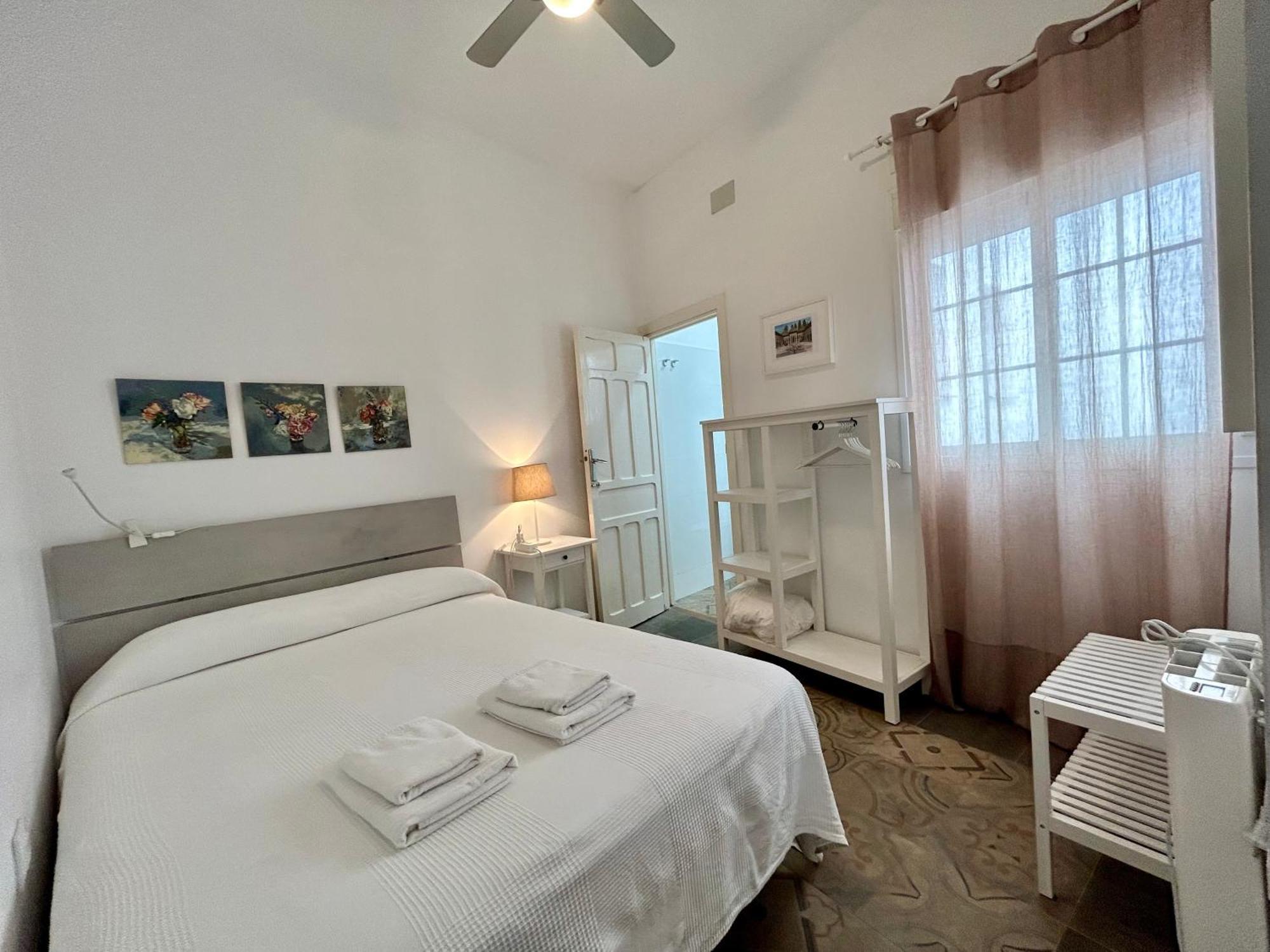 Acogedor Apt 8Pax 4Bdr 2Bth - Cozyhomesevilla1 Luaran gambar
