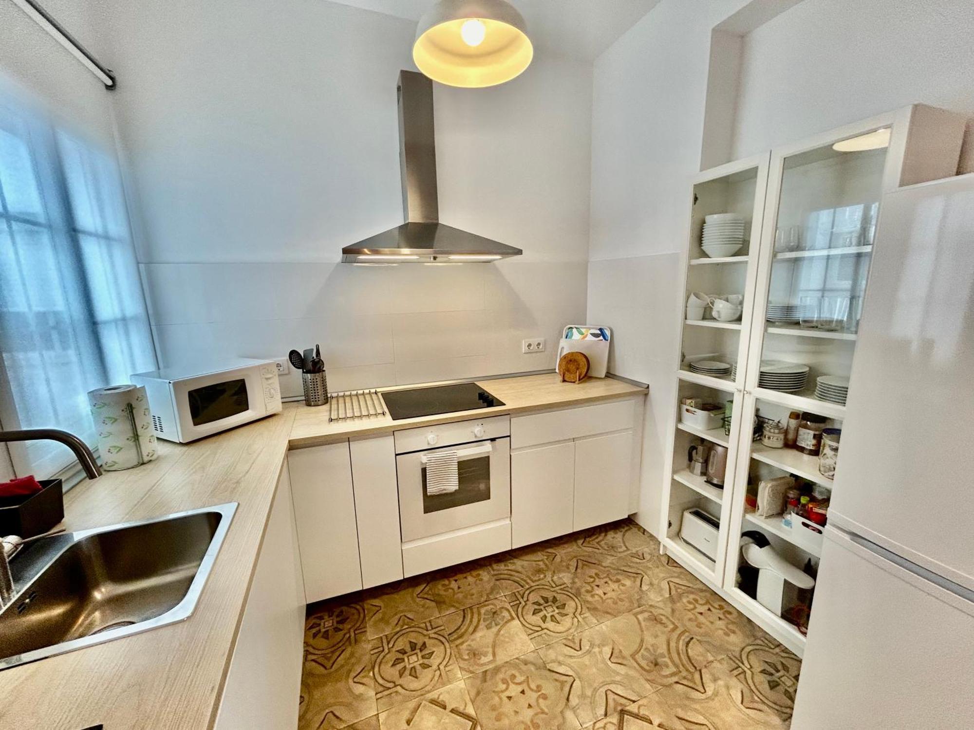 Acogedor Apt 8Pax 4Bdr 2Bth - Cozyhomesevilla1 Luaran gambar
