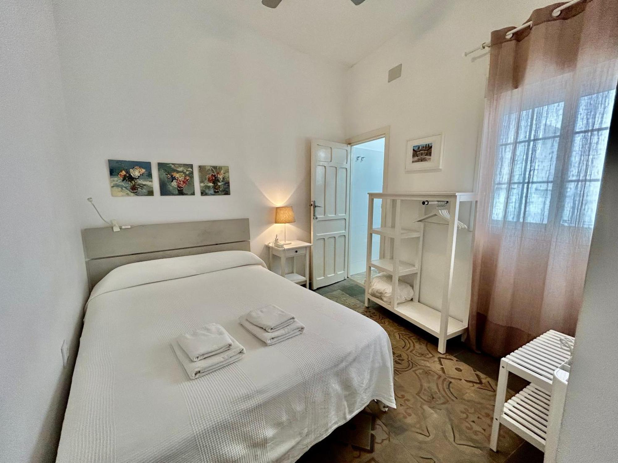Acogedor Apt 8Pax 4Bdr 2Bth - Cozyhomesevilla1 Luaran gambar